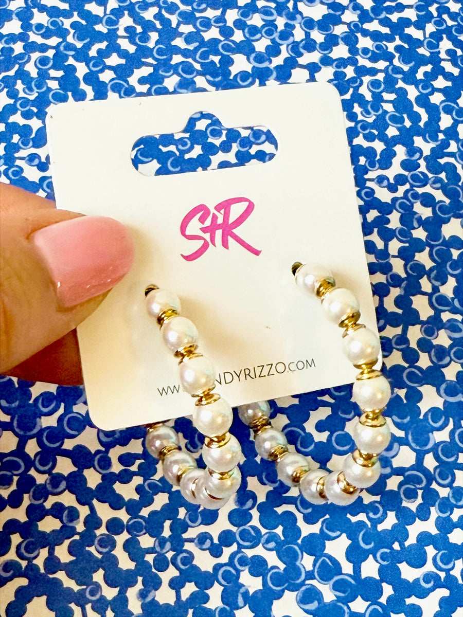 Essentials – Sandy + Rizzo