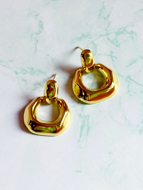 Gold Essential Dangle