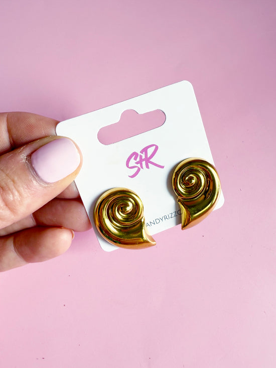 Gold Small Shell Stud