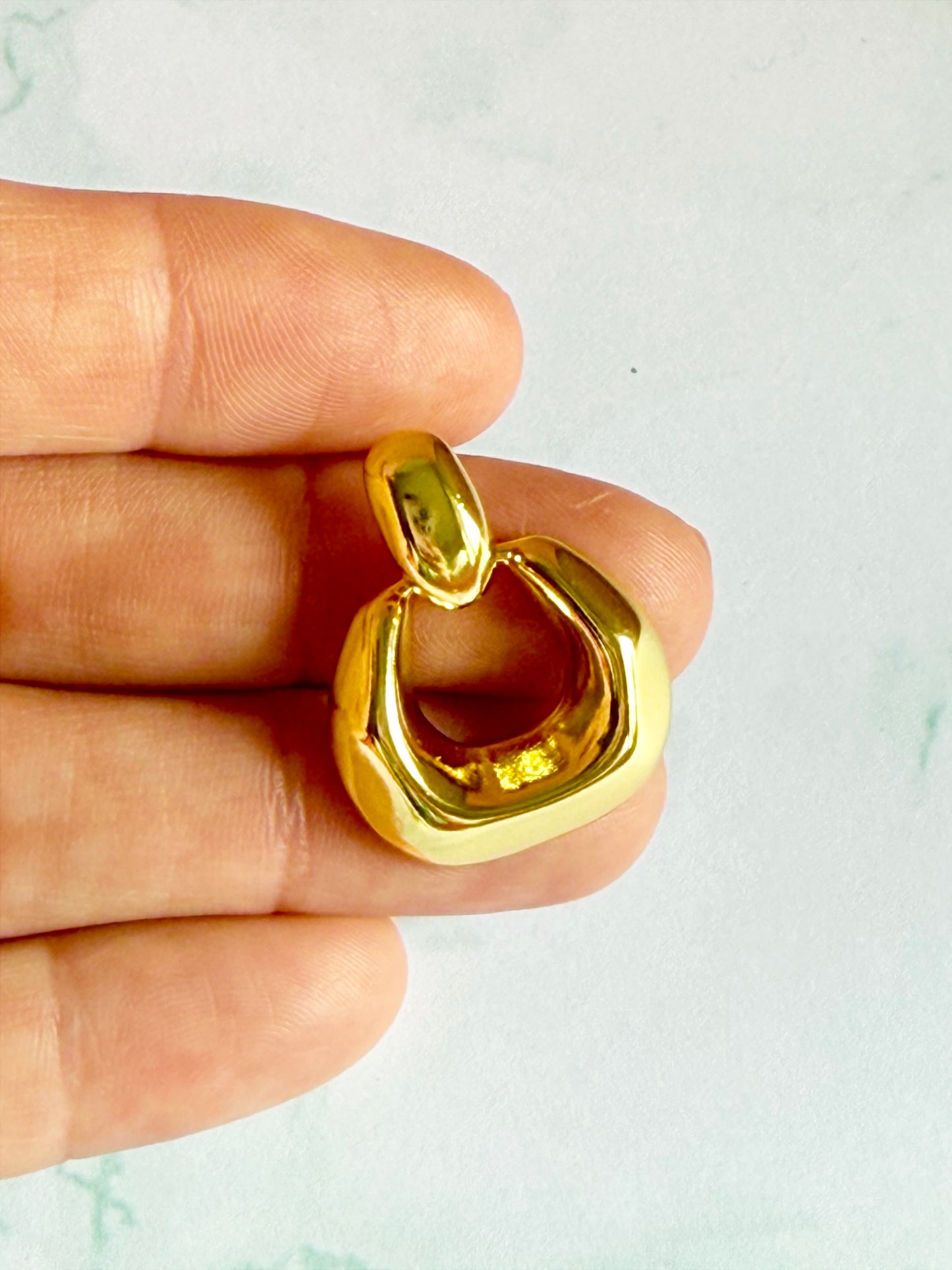Gold Essential Dangle