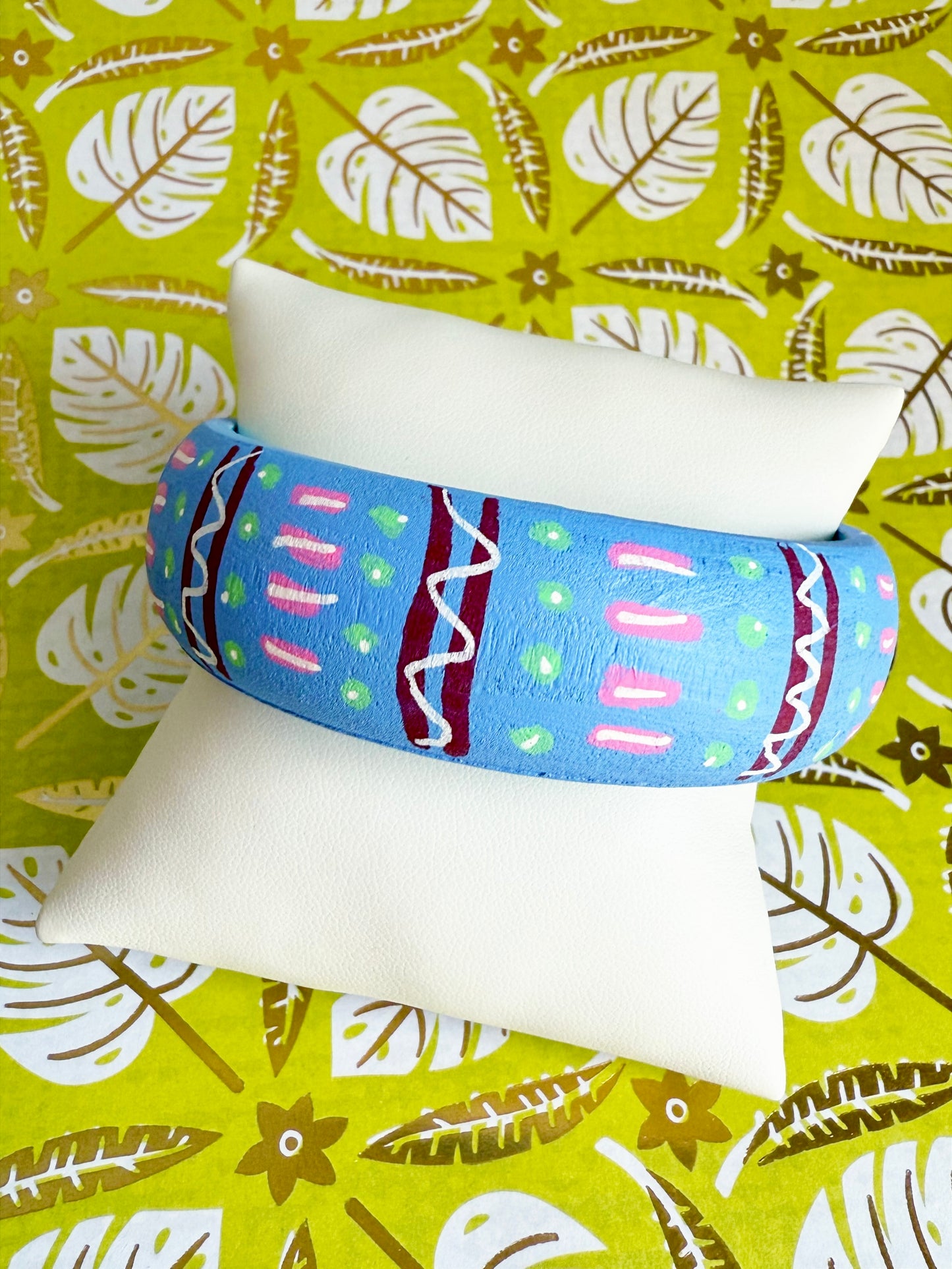 Periwinkle Art Medium Bangle