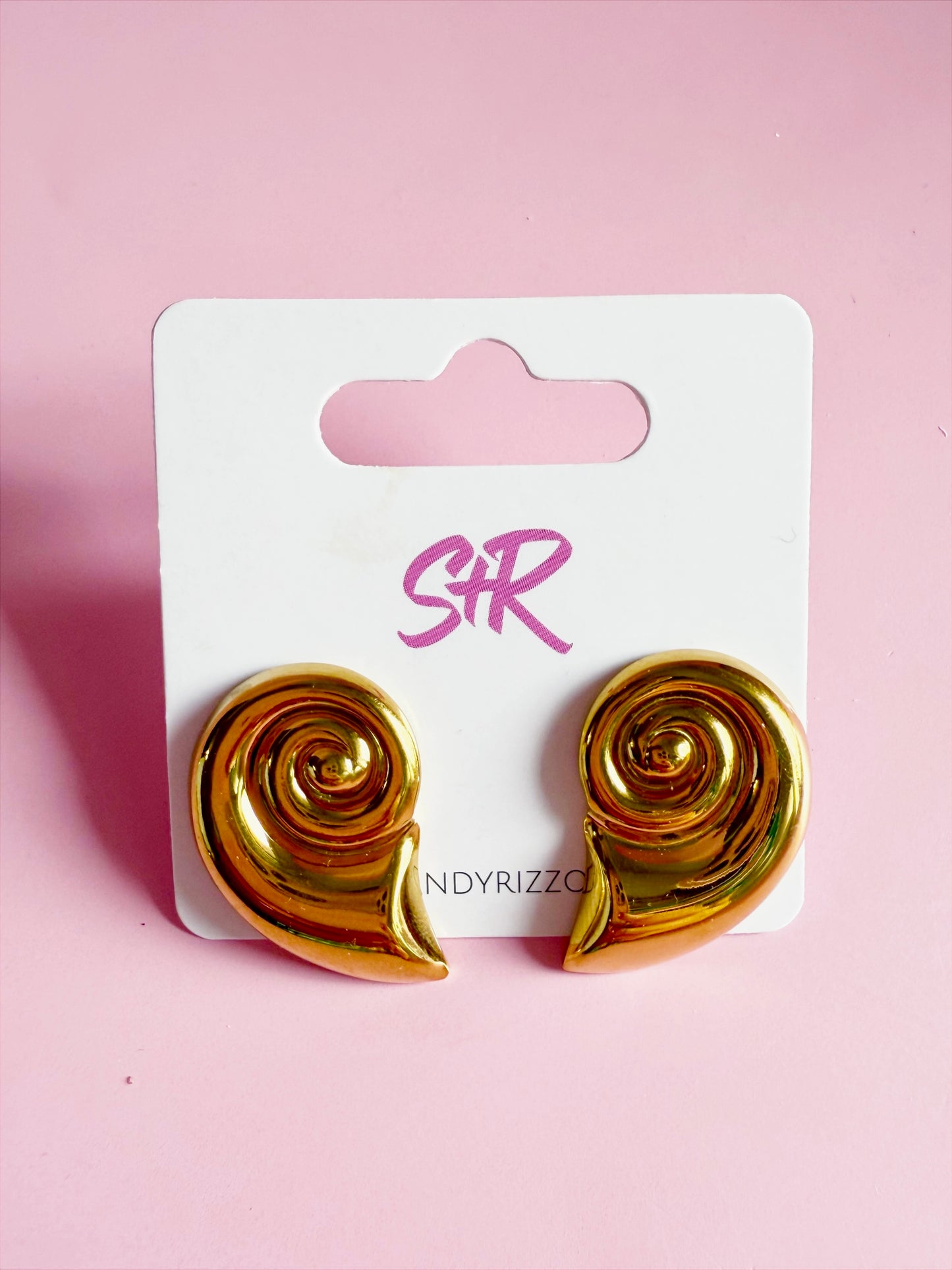 Gold Small Shell Stud