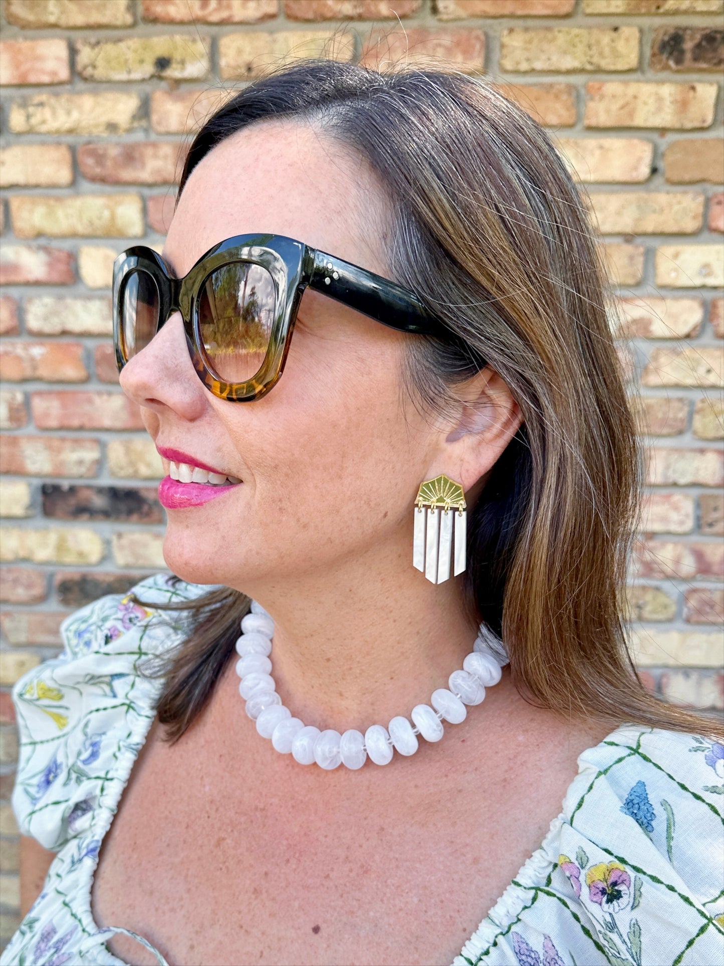 Starburst White Dangle