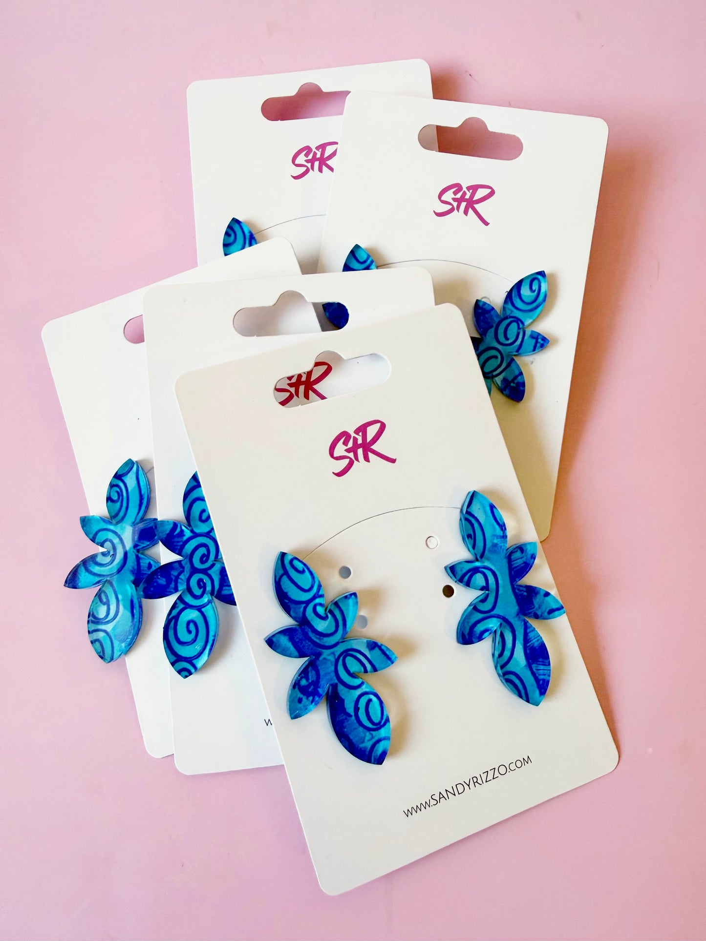 Blue Art Lea