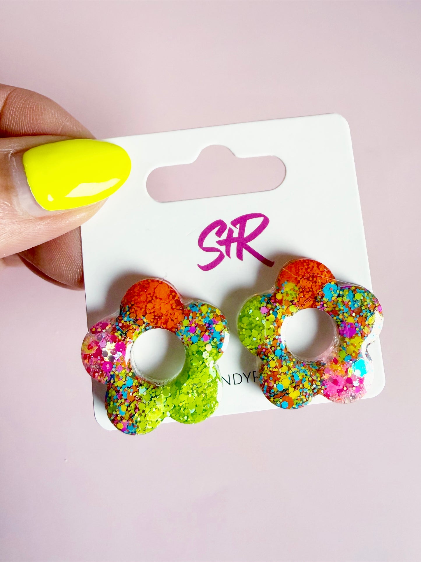 Scooby Daisy Stud