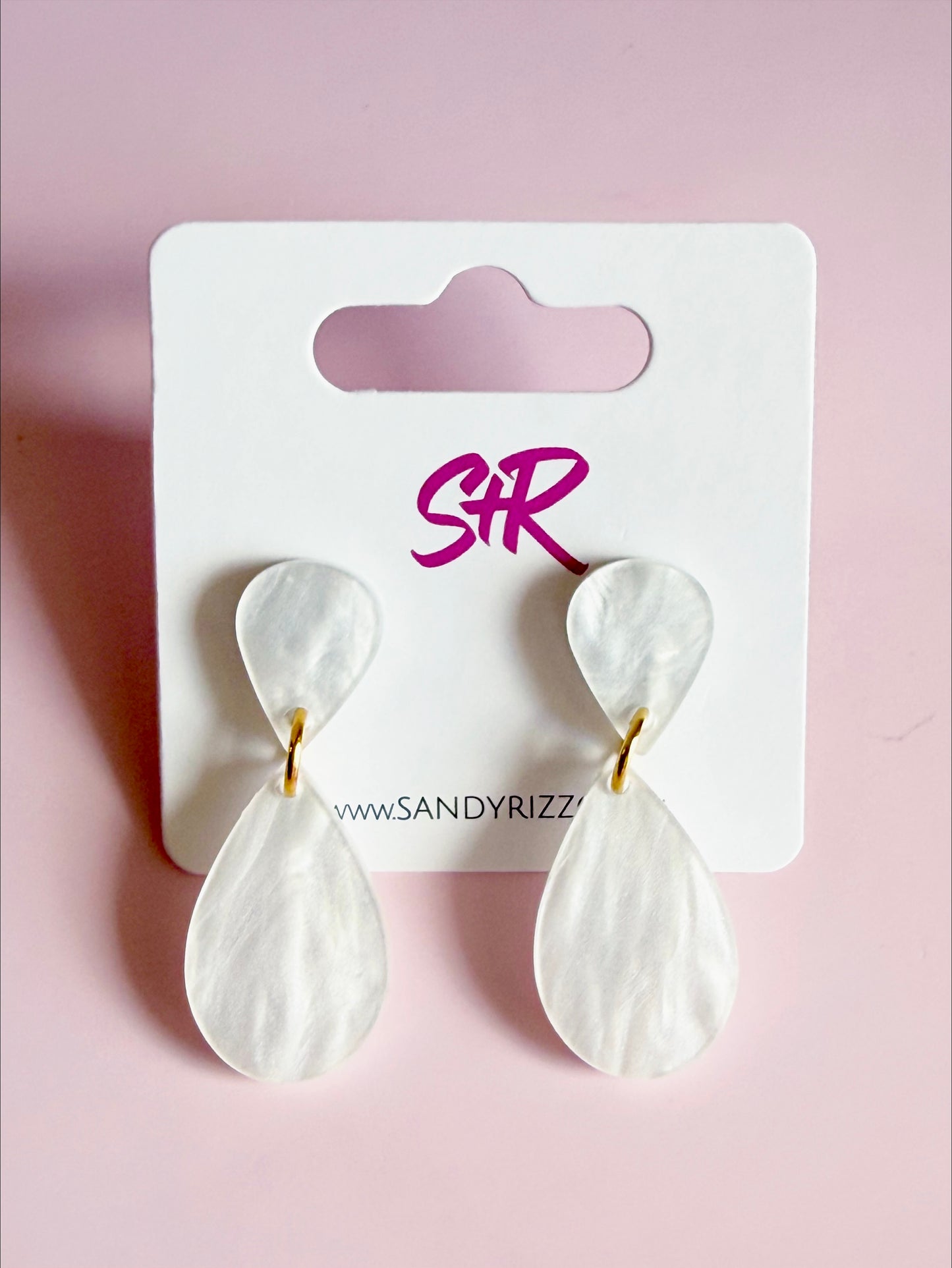 White Pearl Andrea