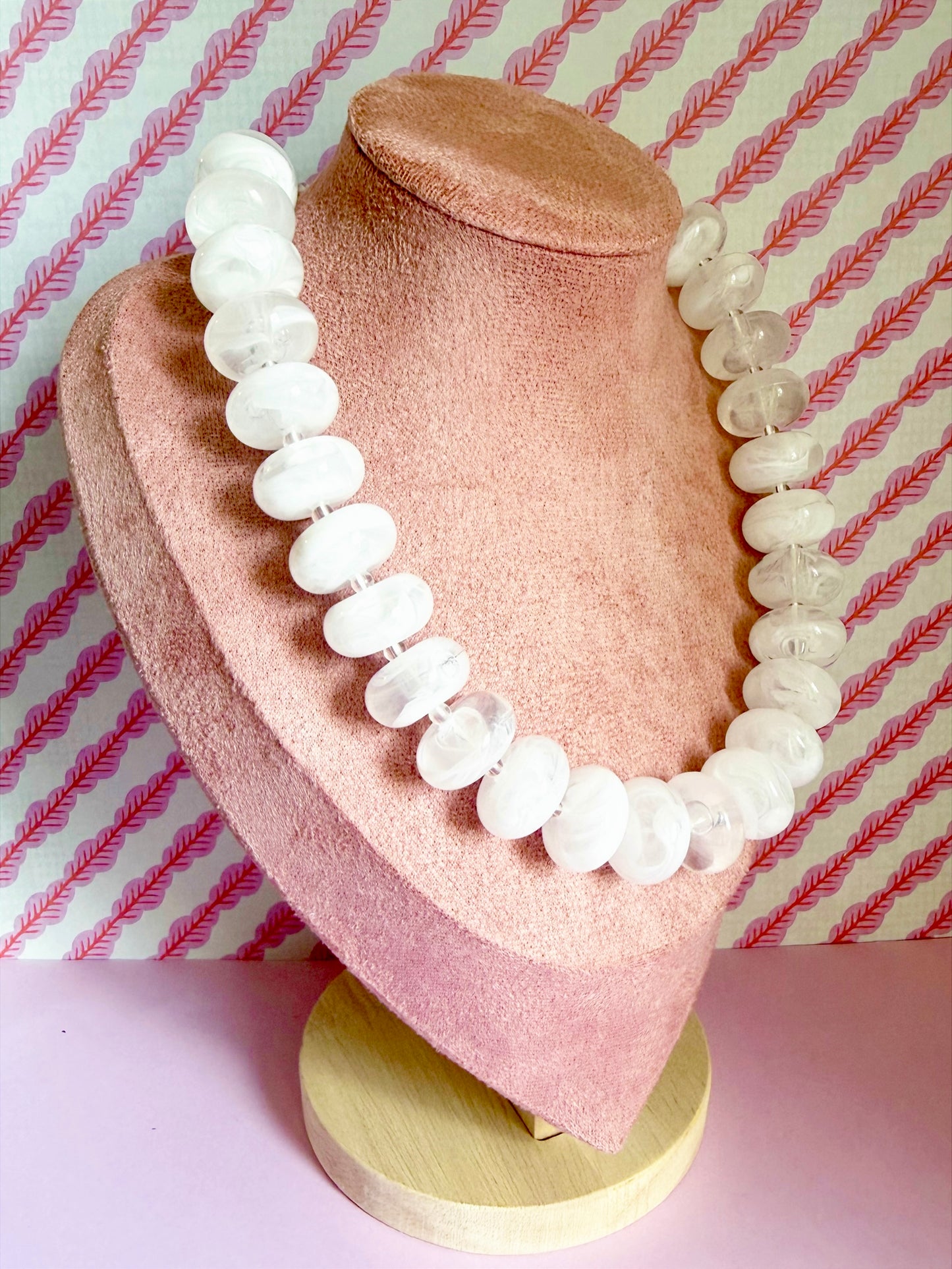 The Sandy Necklace - White