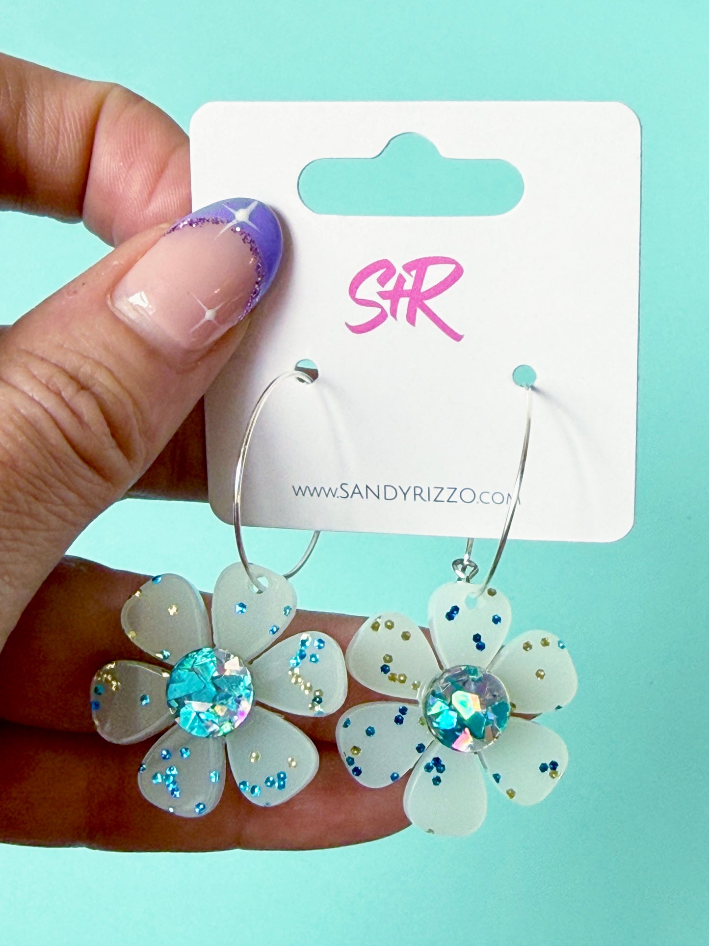Blue Vintage Groovy Daisy