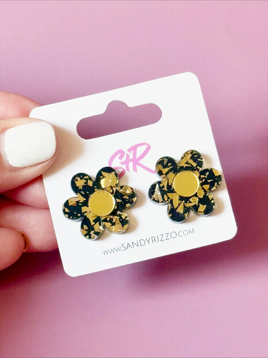 Black and Gold Daisy Stud