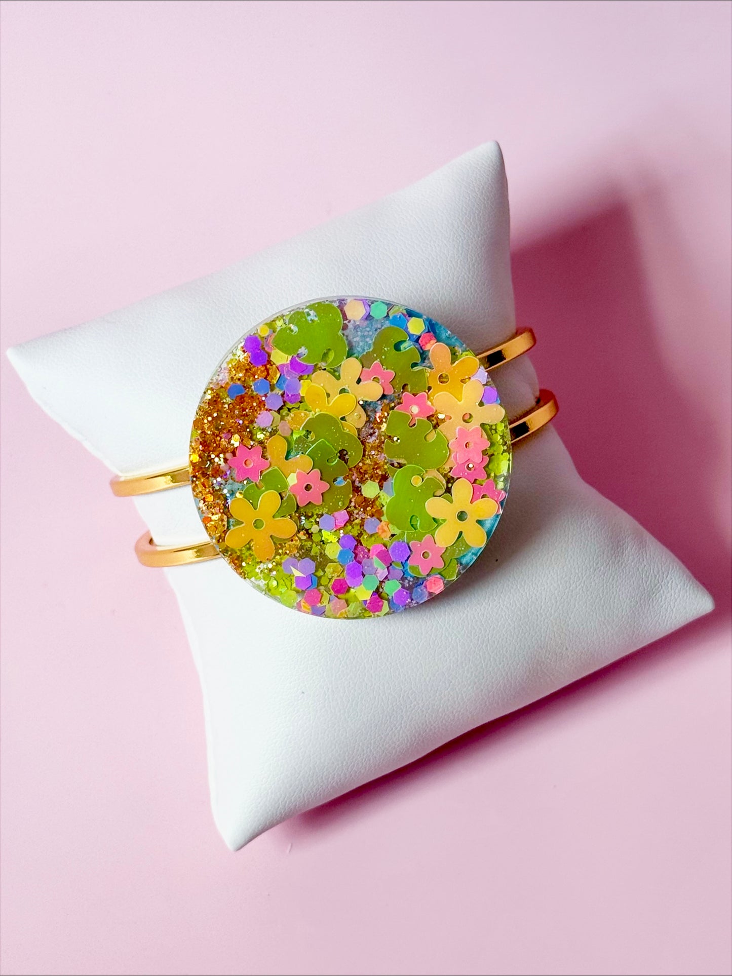 Crazy Daisy Cuff