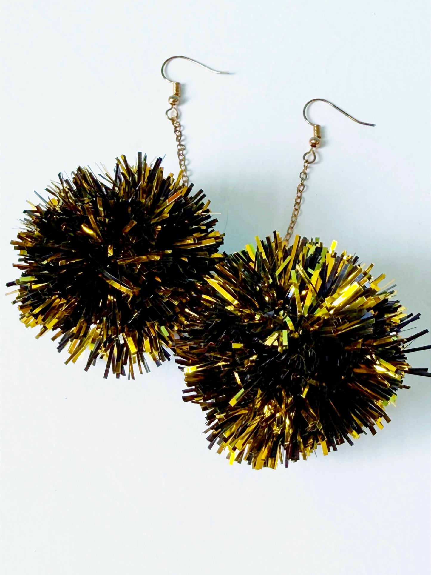 Pom Dangle
