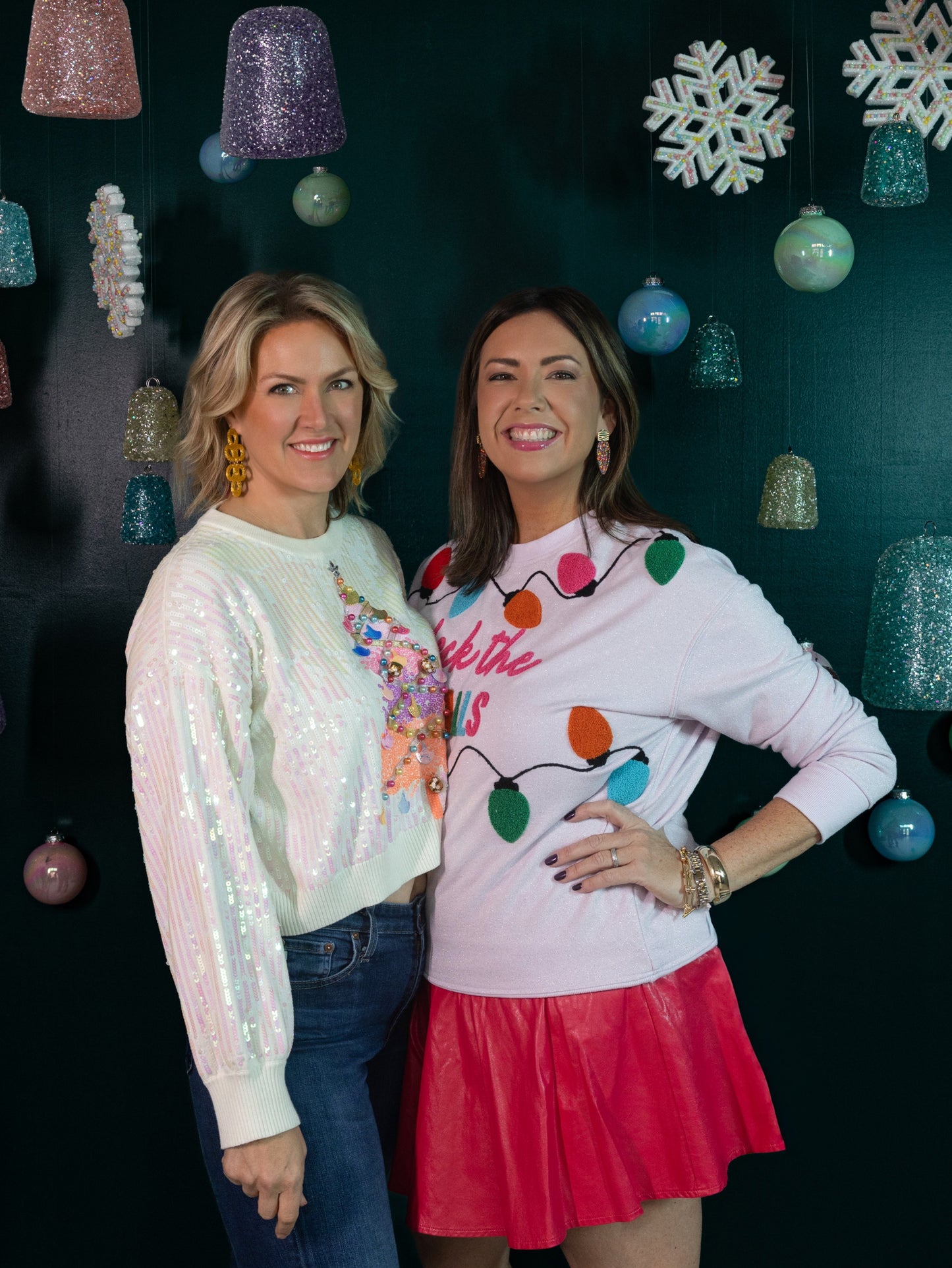 Confetti Dot Lightbulb