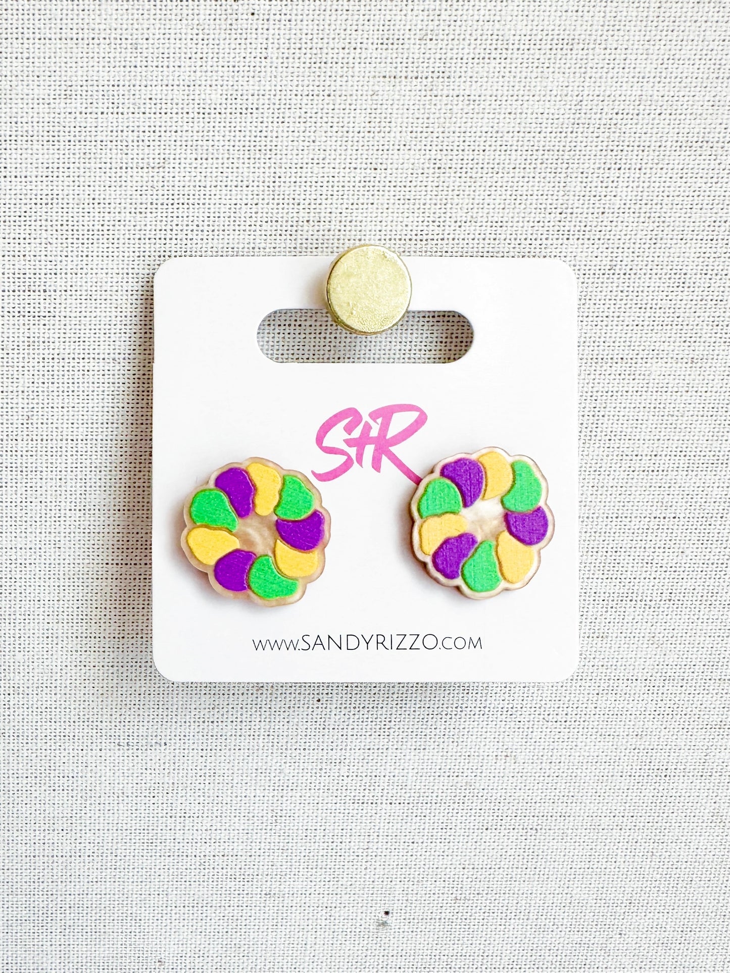 Acrylic King Cake Stud
