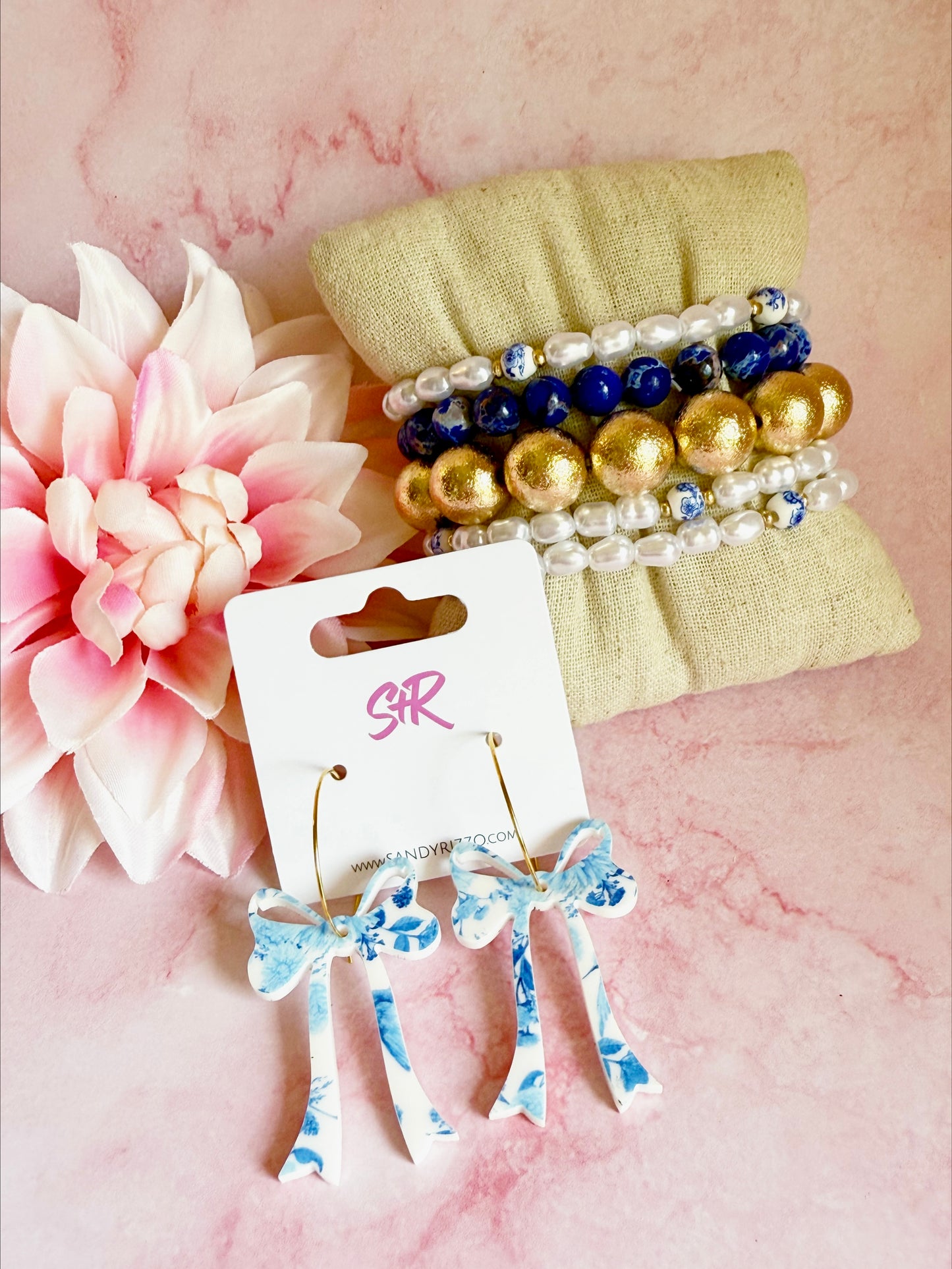 Blue Willow Bow on a Hoop