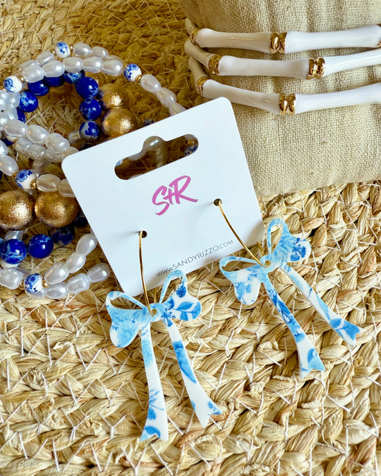 Blue Willow Bow on a Hoop