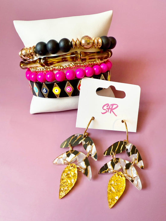 Black and Gold Sami