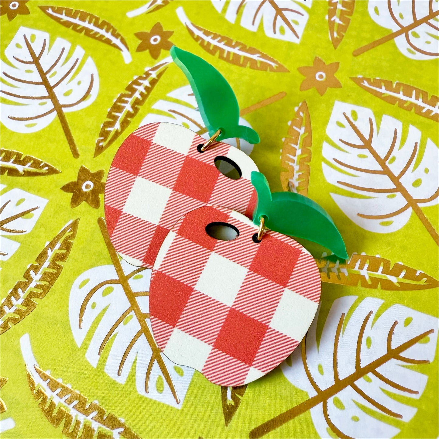 Apple Dangle