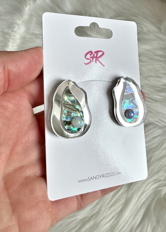 Silver Oyster Stud