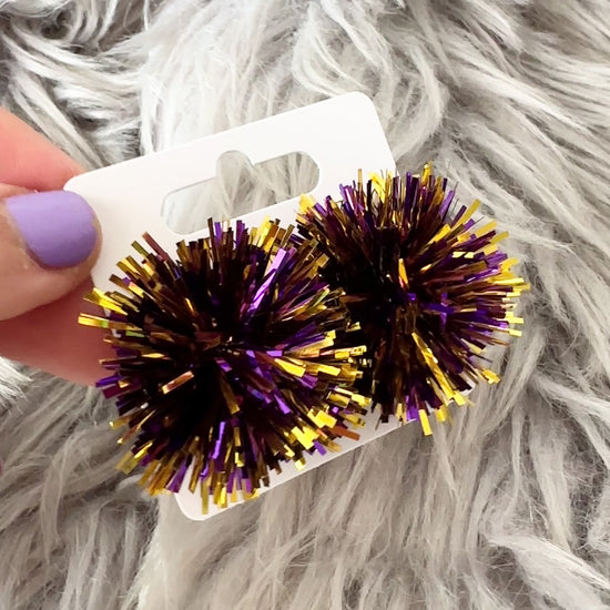 Load and play video in Gallery viewer, Purple and gold Pom stud
